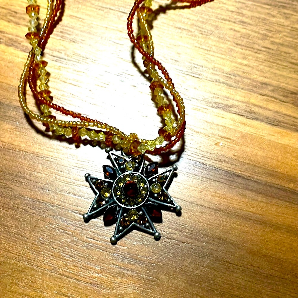 Necklace - Picture 2 of 2